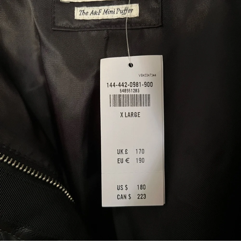 🖤🖤 NWT Abercrombie & Fitch Vegan Leather Mini Puffer Jacket in Black – Size XL - Picture 7 of 11